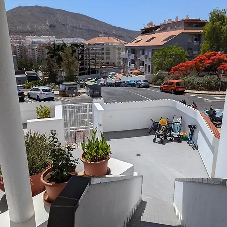 Cozy In Cristianos Apartment Guincho (Tenerife)