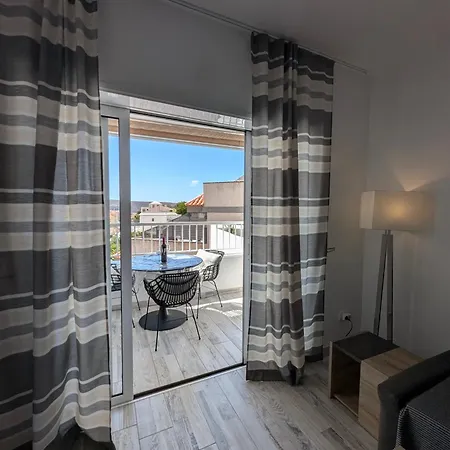 Cozy In Cristianos * Guincho (Tenerife)